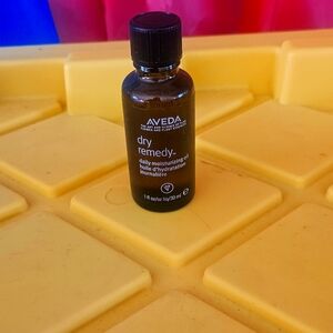 Aveda dry remedy hair oil
